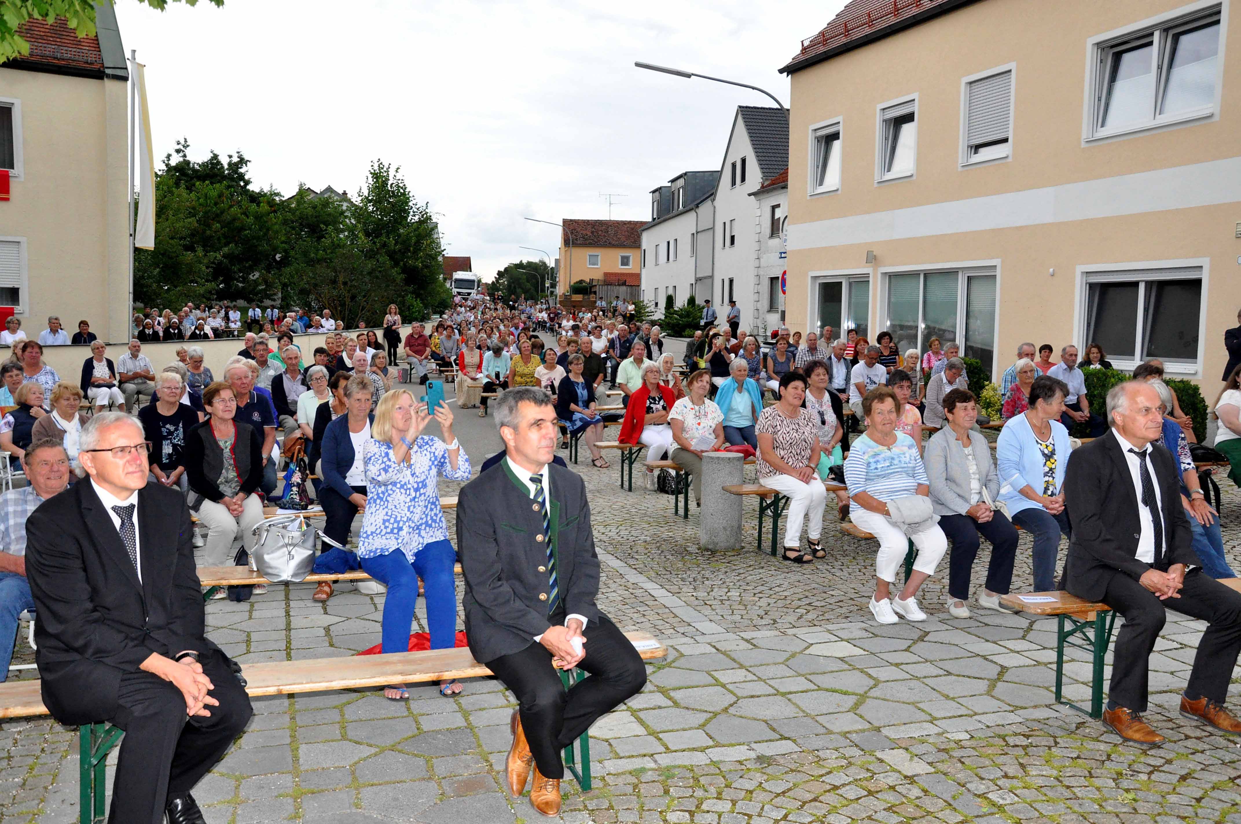 2000 Gläubige beim Anna Schäffer Gebetstag in Mindelstetten Bistum