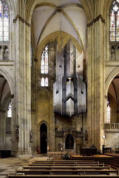 Dom Bau Orgel