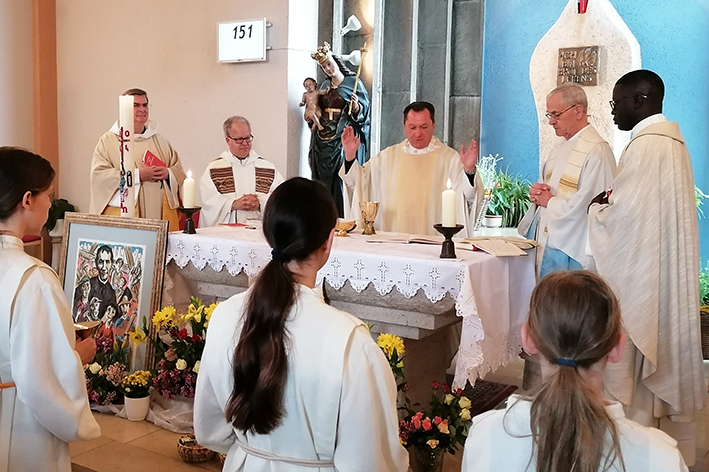 Gottesdienst mit Generalvikar Roland Batz zum Don Bosco Fest in Regensburg