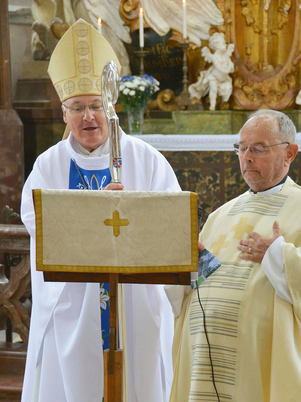 Bischof Dr. Voderholzer in Kladrau