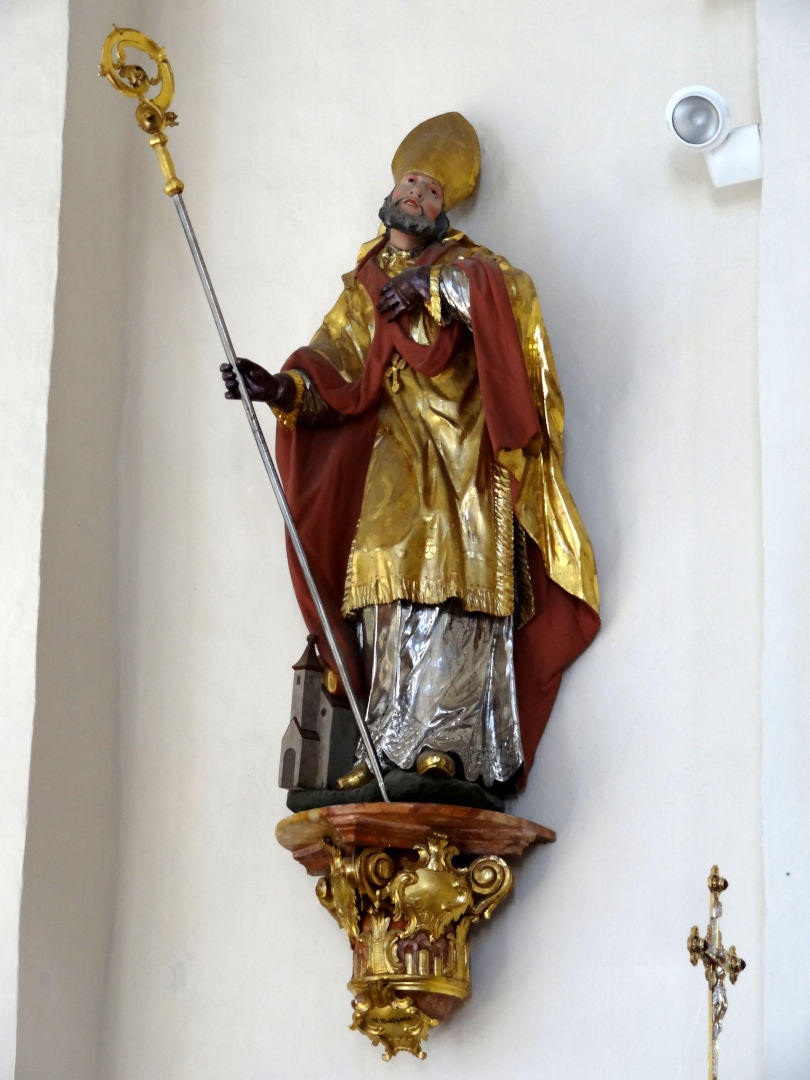 Heiligenfigur des hl. Wolfgang