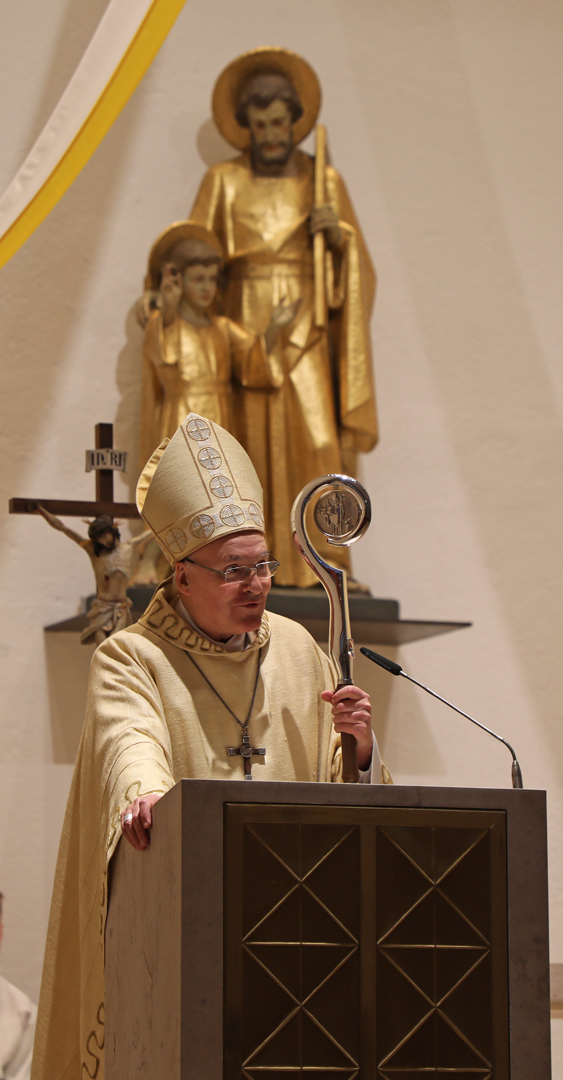 Bischof Rudolf predigt am Josefitag in St. Josef Ziegetsdorf