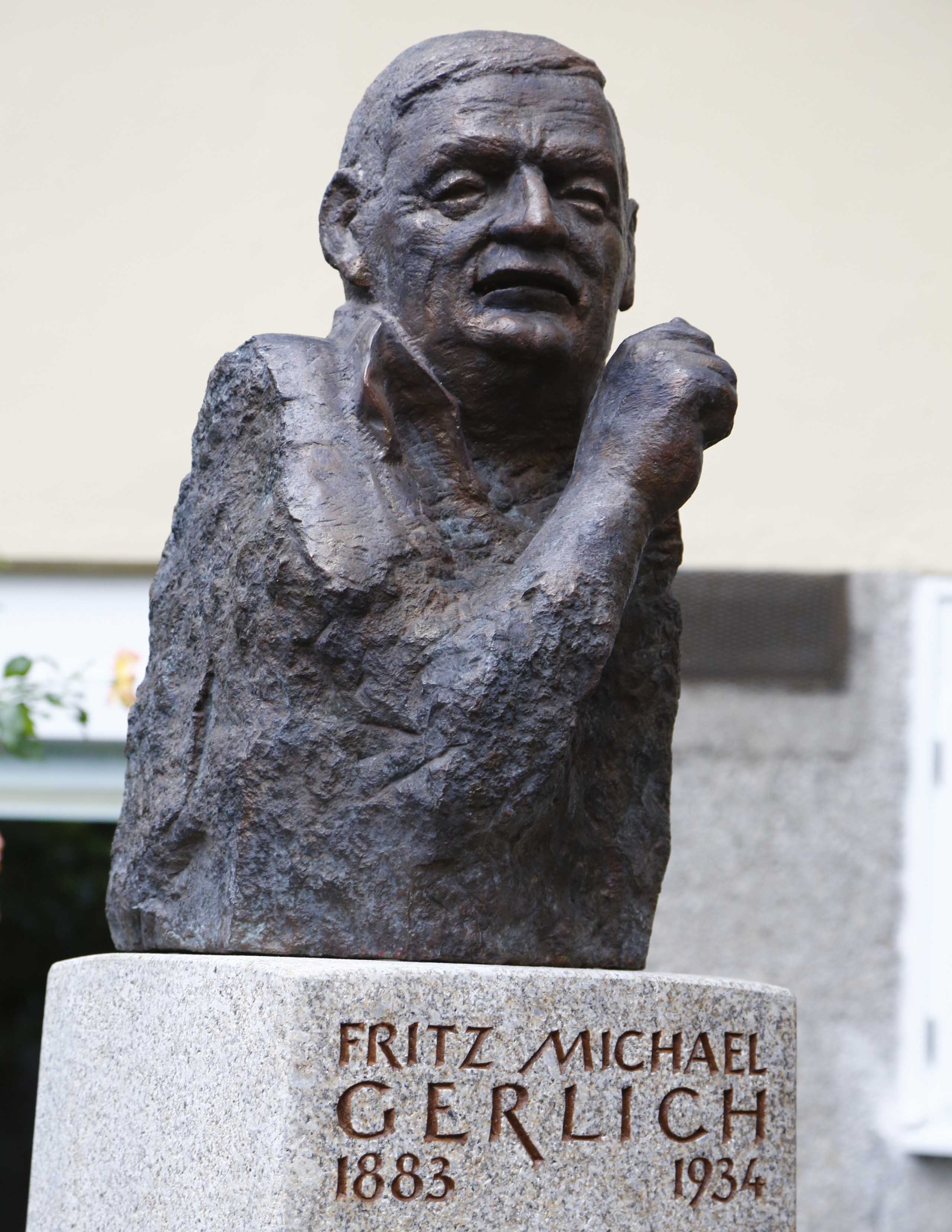 Fritz Gerlich Büste in München