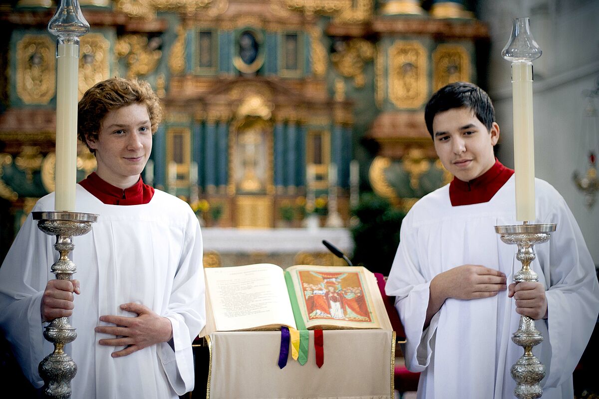 Ministranten – Helfer im Gottesdienst | Bistum Regensburg