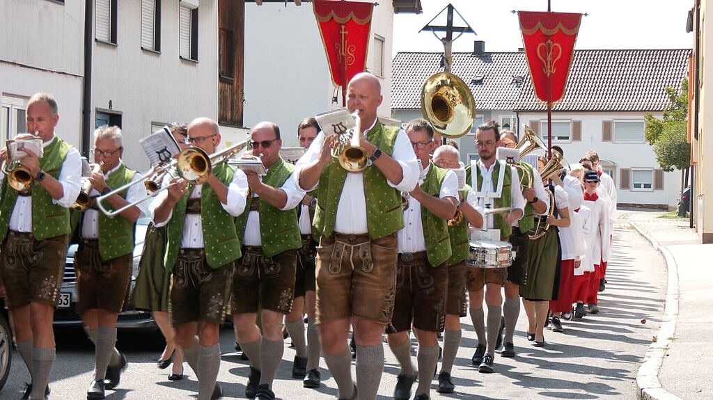 Das Wolfsindisfest wird in Reisbach gefeiert und zelebriert die Heilige Wolfsindis