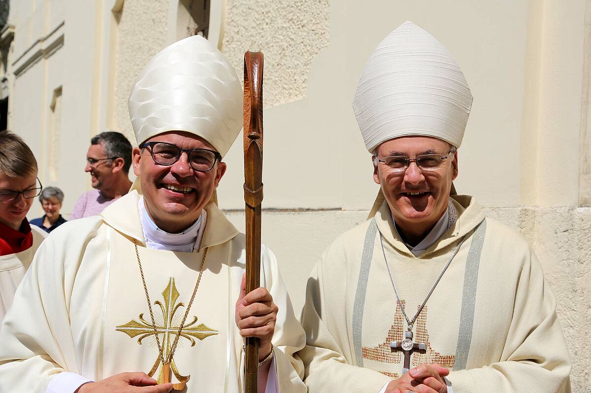 Zwei Bischöfe