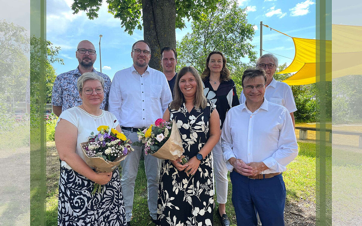 Gruppenfoto im Grünen