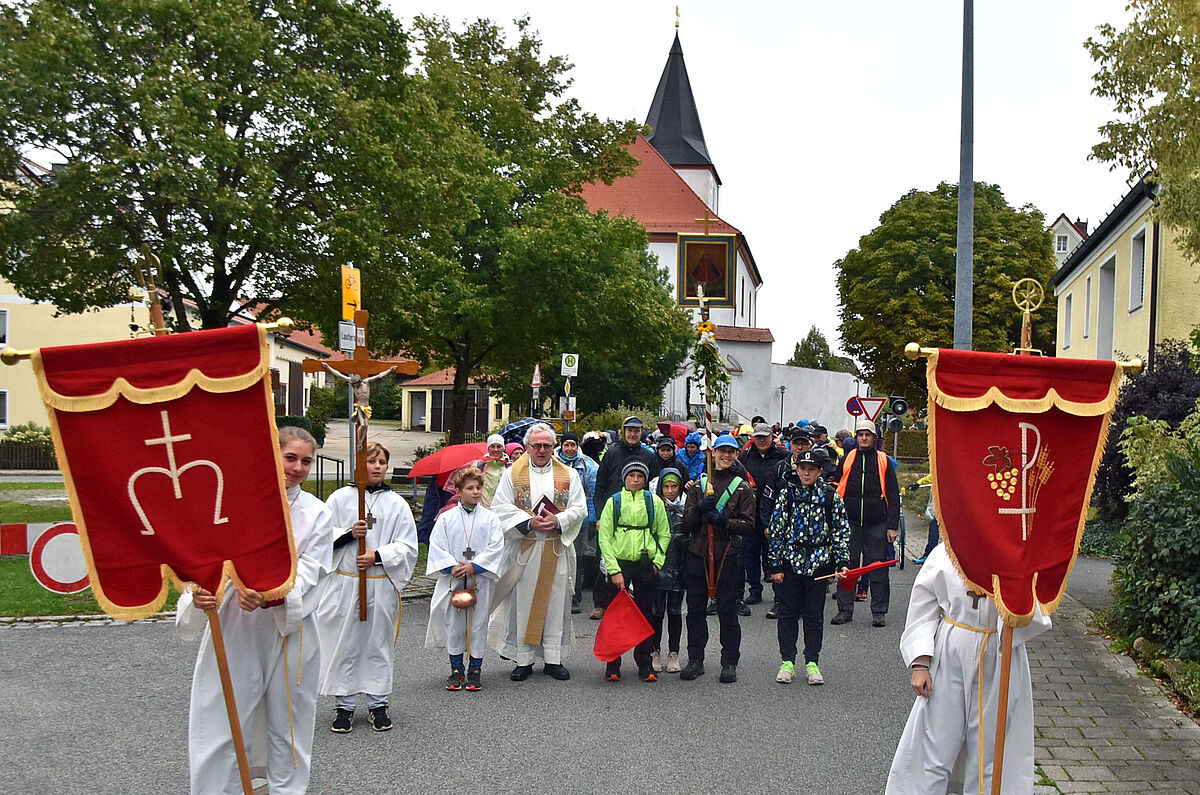 Auszug der Wallfahrer