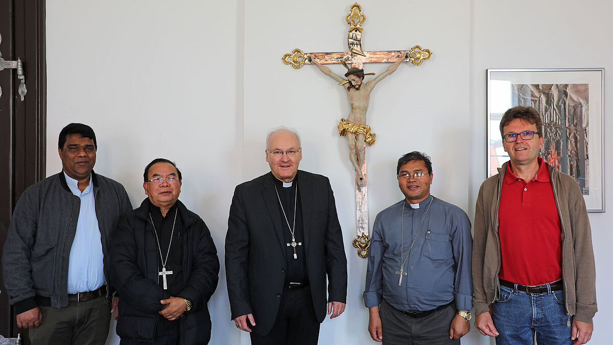Bischöfe aus Nordost-Indien besuchen Bischof Rudolf