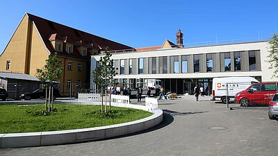 Marienrealschule Cham Der Schulstiftung Der Diözese Regensburg Nimmt ...